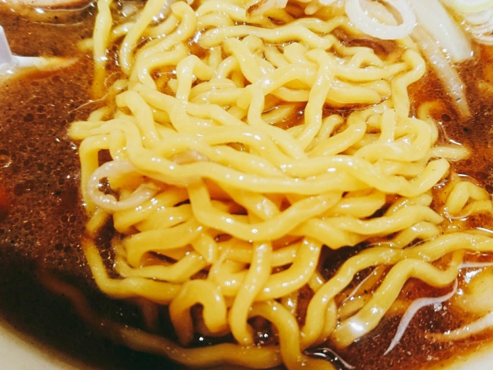 純連 札幌店　正油ラーメン　麺